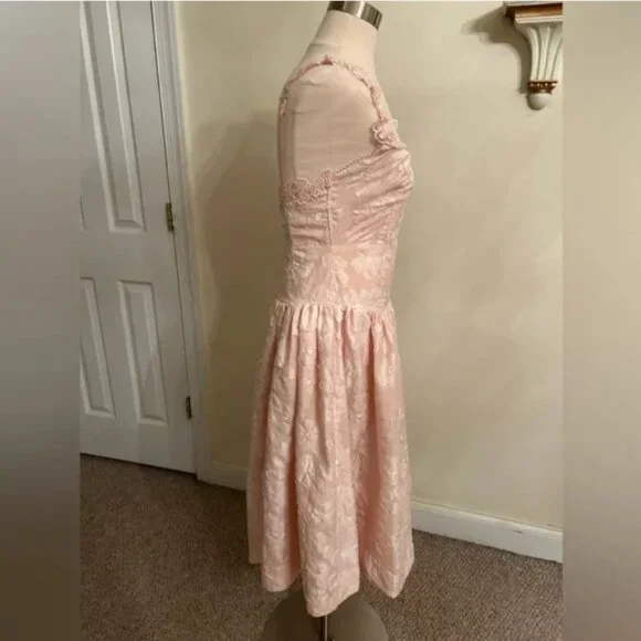 SOLD - Picture 5 of 11